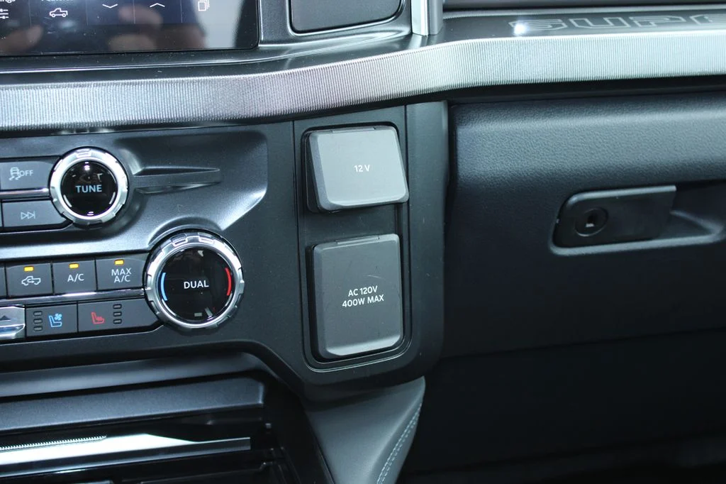New 2026 Star White Metallic Tri-Coat Ford F-250® Platinum® image 33