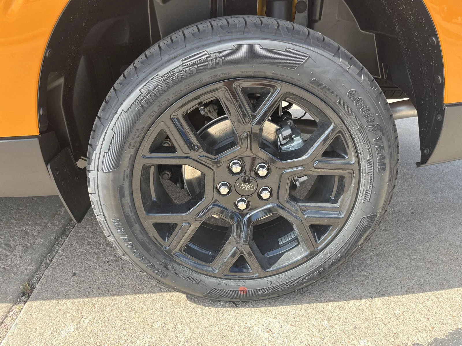 New 2026 Orange Fury Metallic Tri-Coat Ford XLT image 9