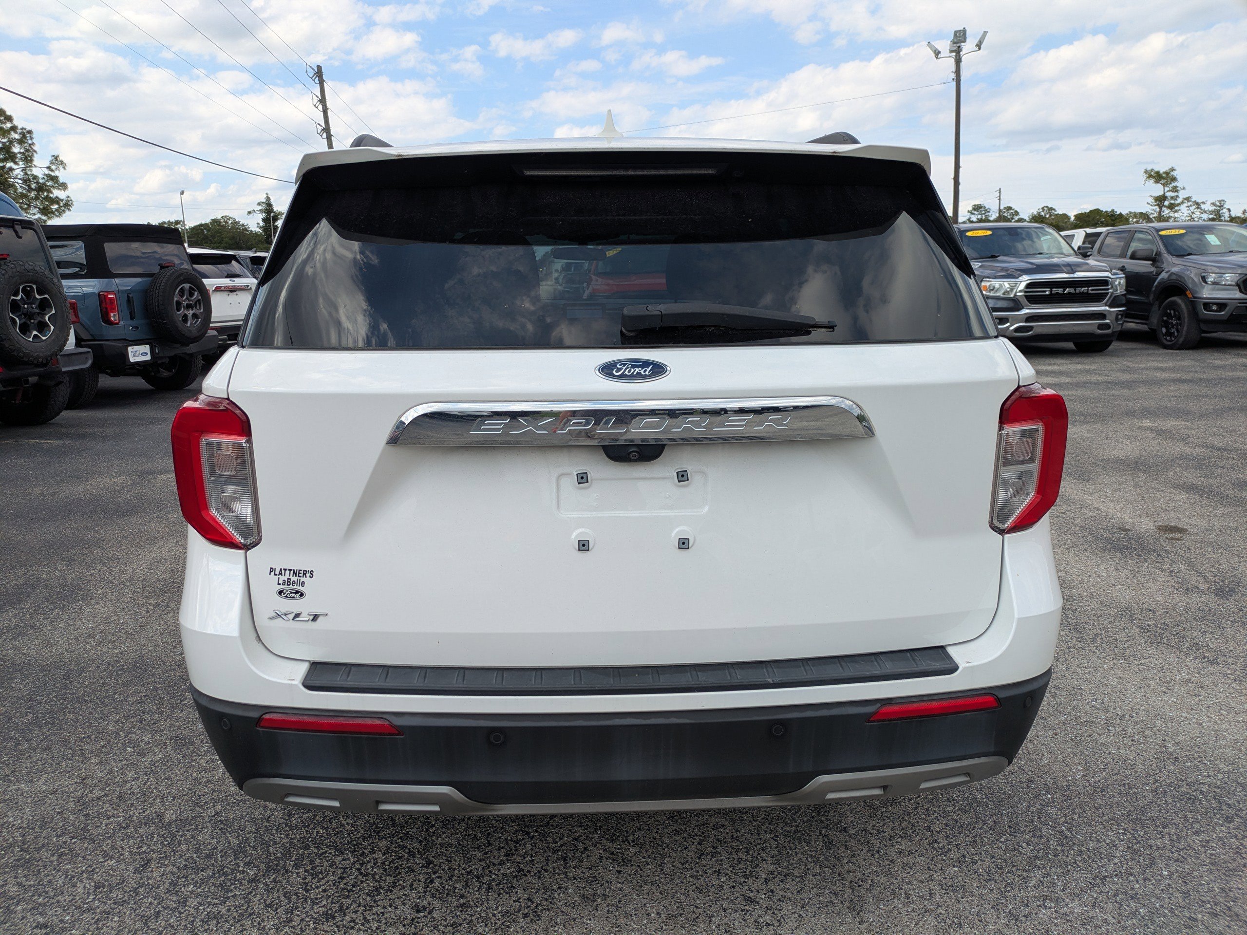 Used 2023 Oxford White Ford XLT image 5