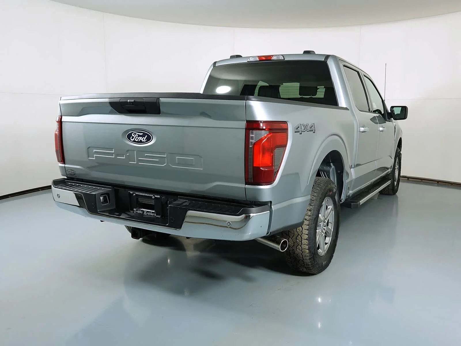 Used 2025 Iconic Silver Metallic Ford XLT image 3