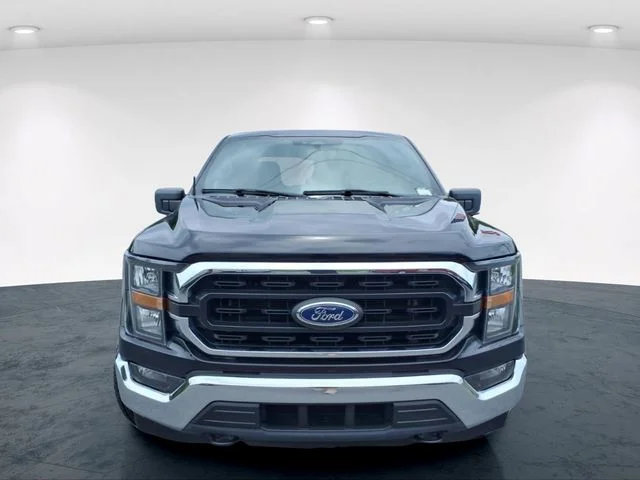 Used 2023 Black Ford XLT image 4