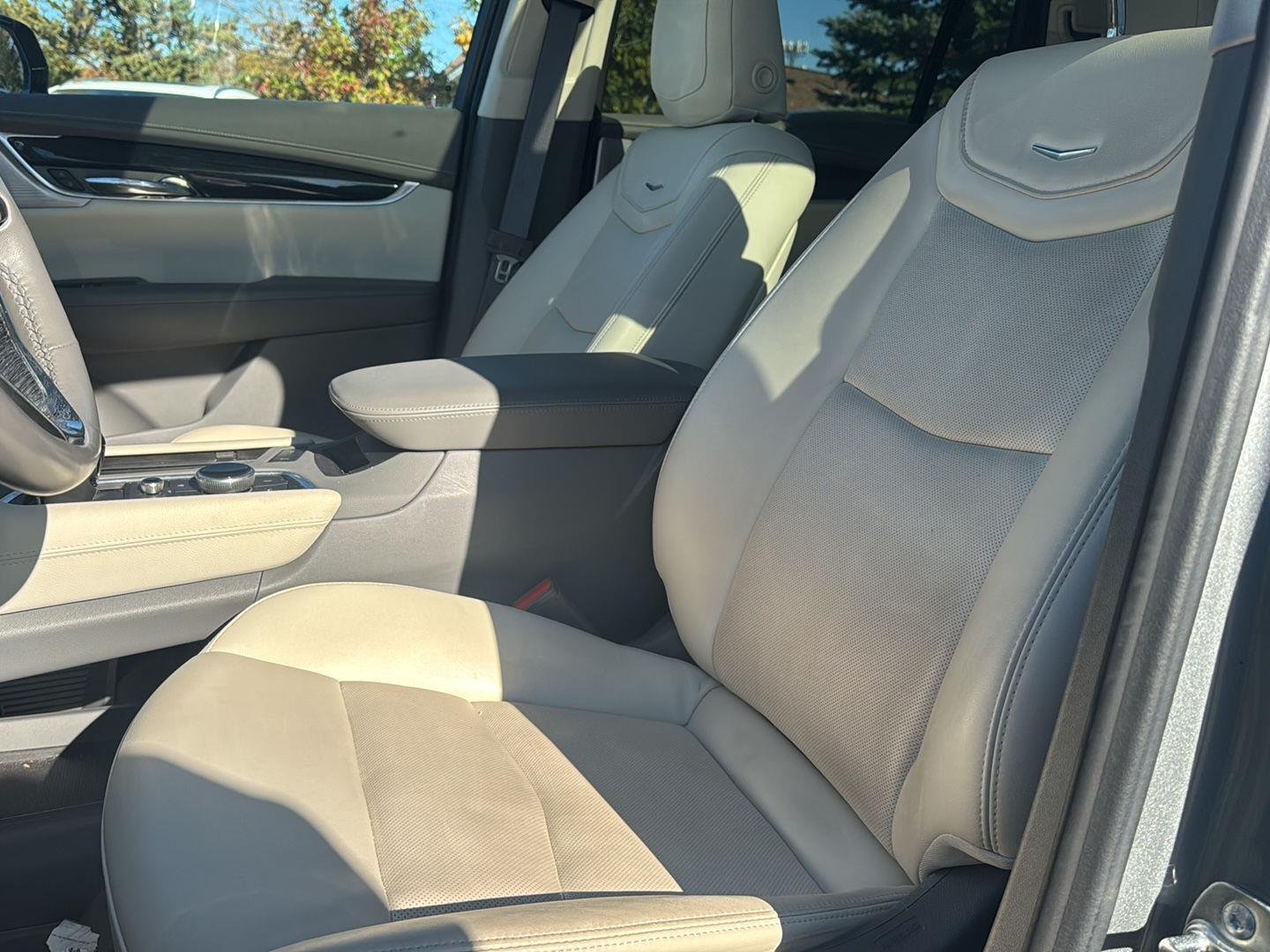Used 2024 Argent Silver Metallic Cadillac AWD Premium Luxury image 7
