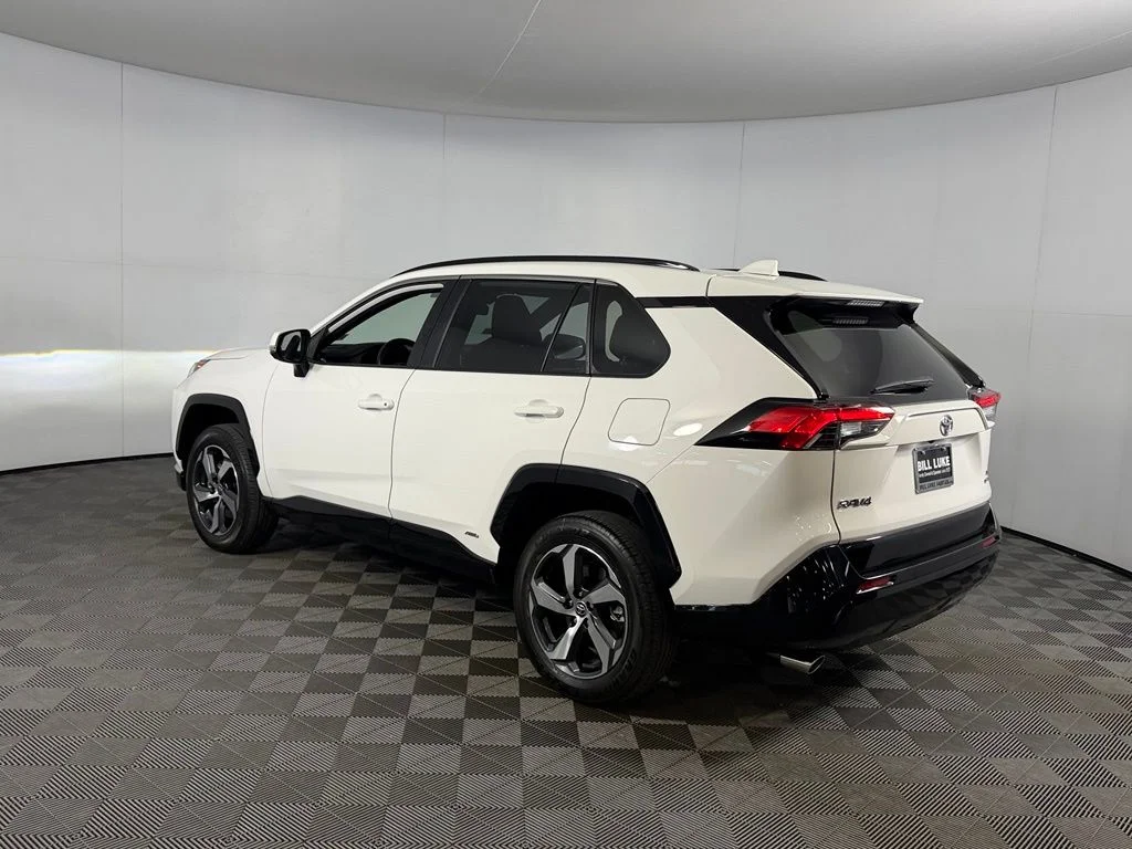 Certified Used 2025 White Toyota SE image 9
