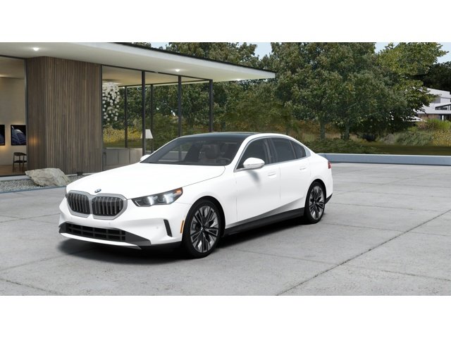 New 2027 Alpine White BMW  image 1