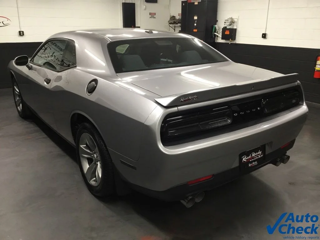 Used 2018 Silver Dodge SXT image 7