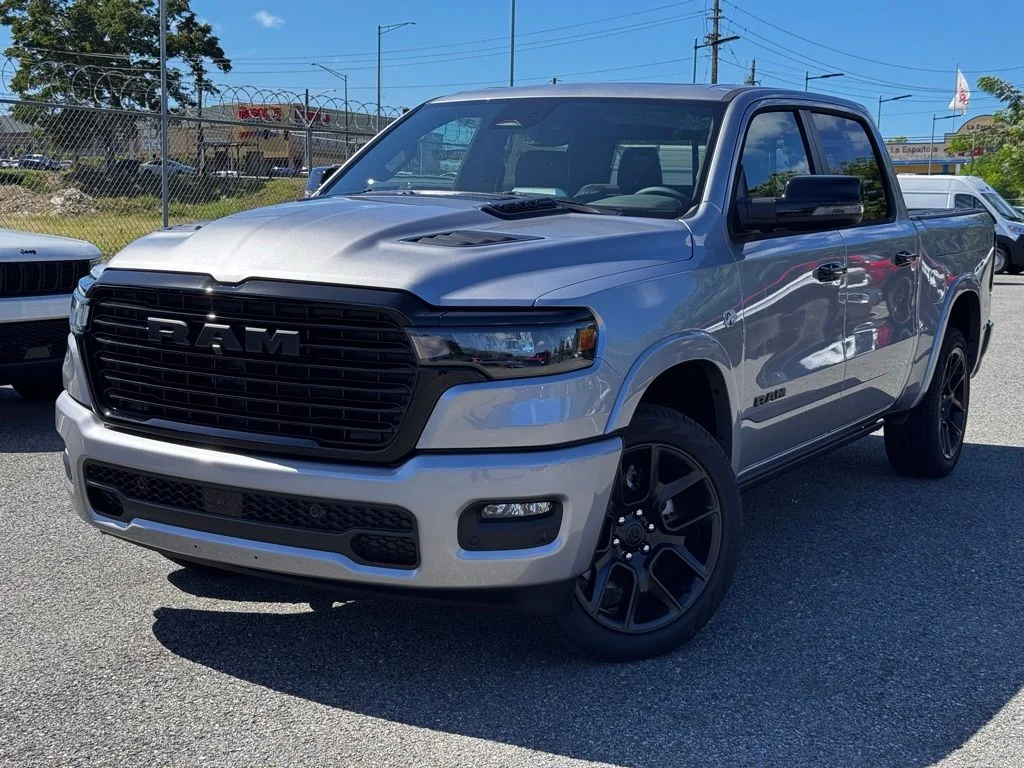 2026 RAM 1500 Laramie 4x4 Crew Cab 5'7's photo