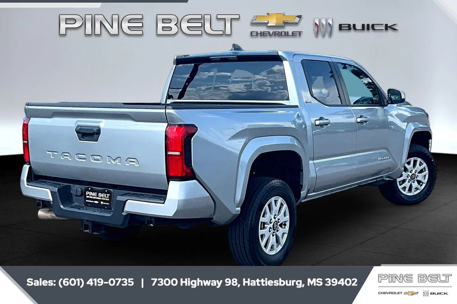 Used 2024 Silver Toyota SR5 image 12