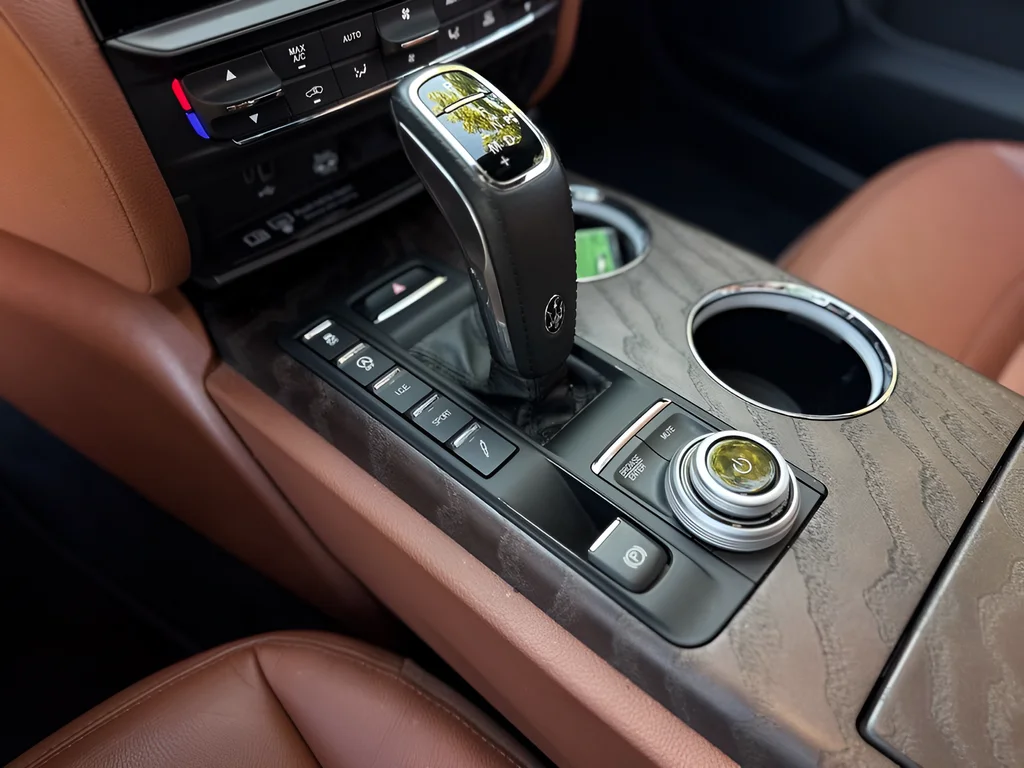 Used 2023 White Maserati GT image 11