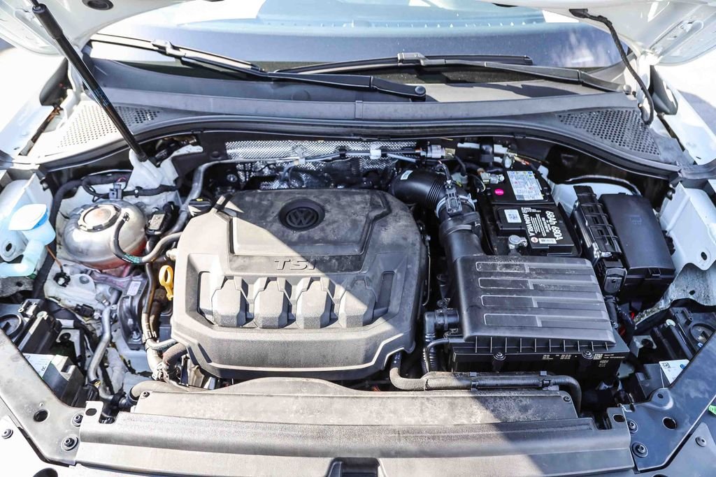 2022 Volkswagen Tiguan SE - Photo 26