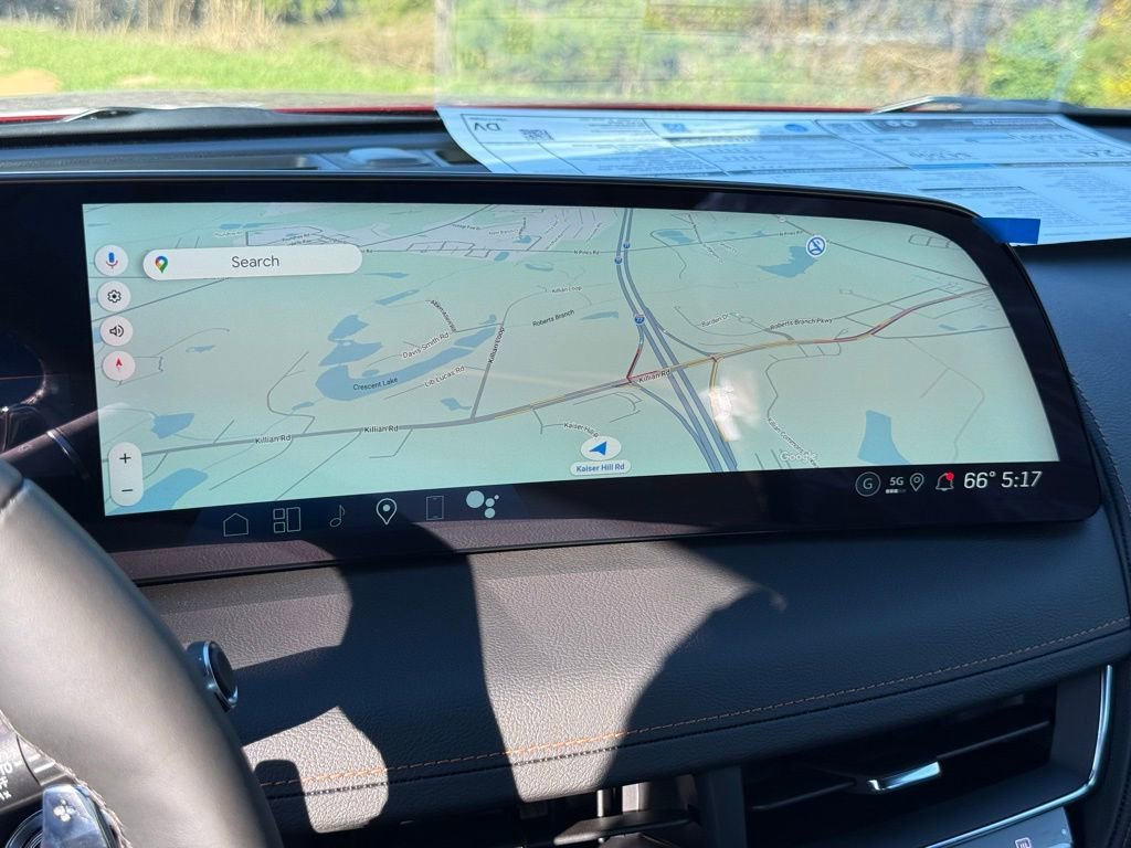 View vehicle photo 4