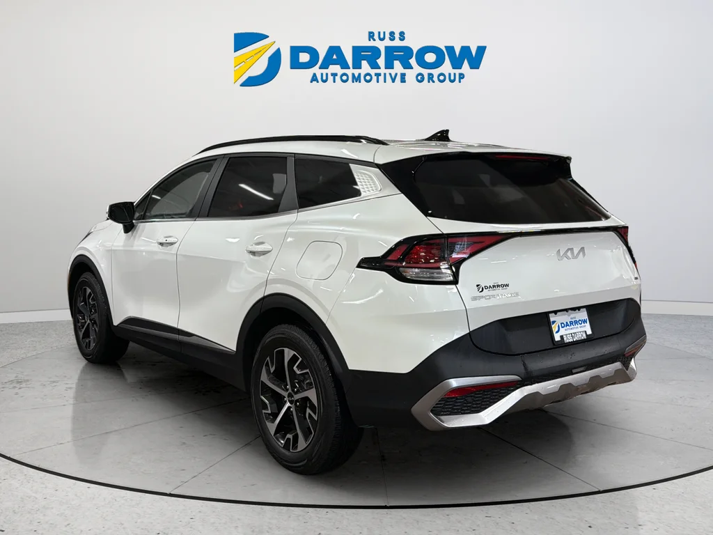 Used 2023 White Kia EX image 3