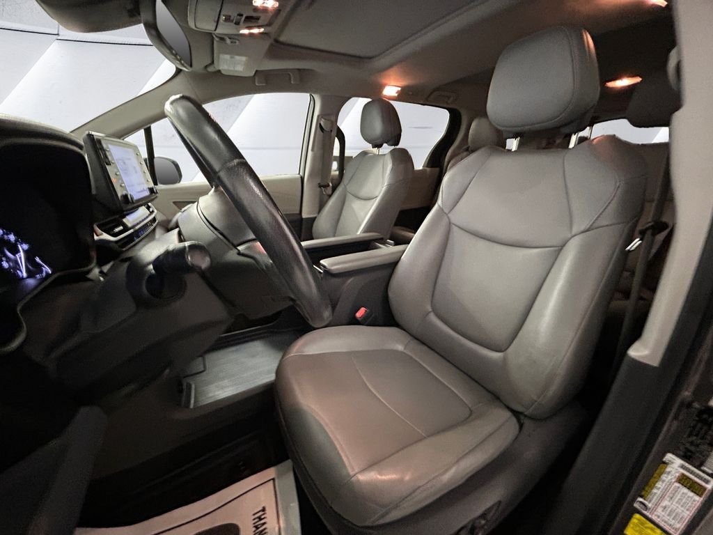 Used 2021 Gray Toyota XLE image 8