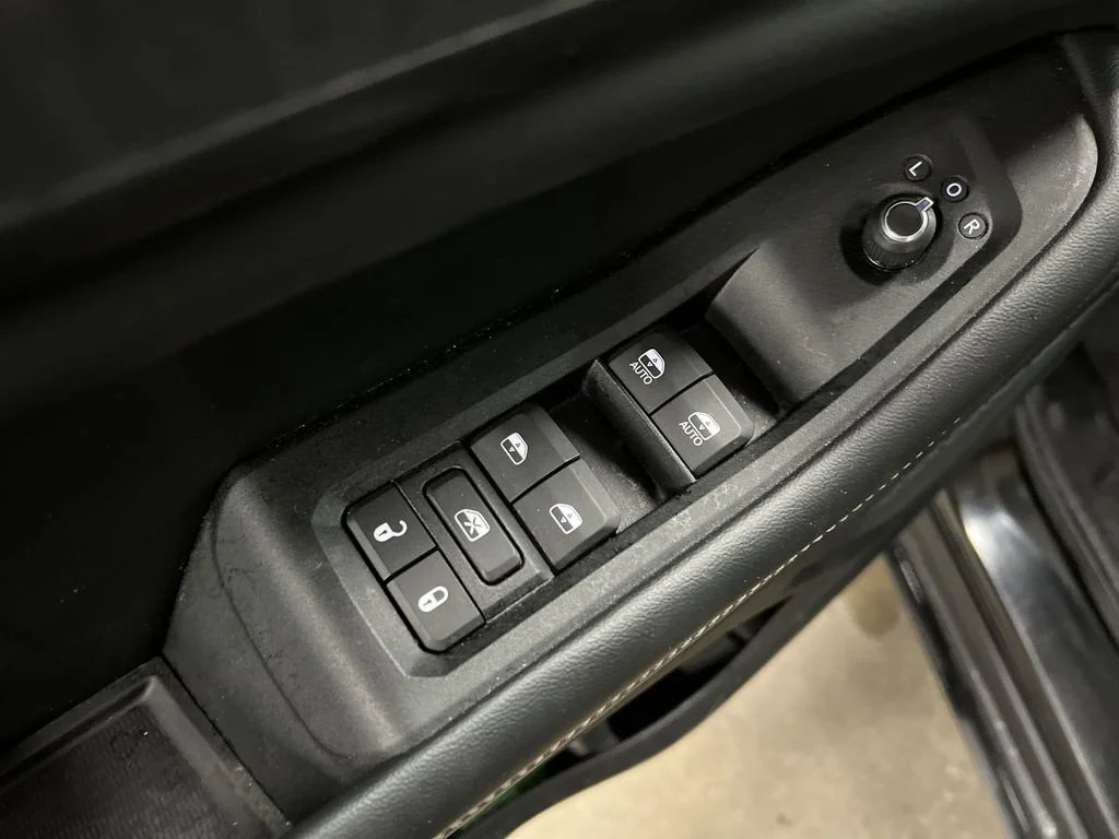 Certified Used 2024 Black Jeep Altitude image 15