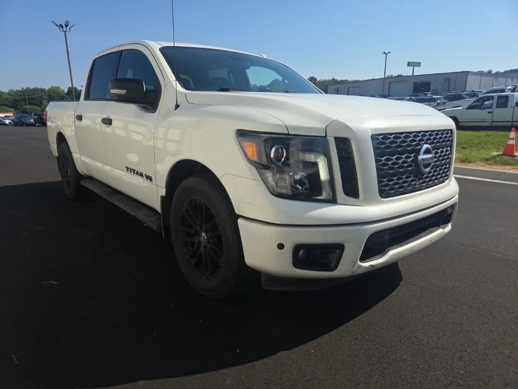 Used 2018 White Nissan SV image 1