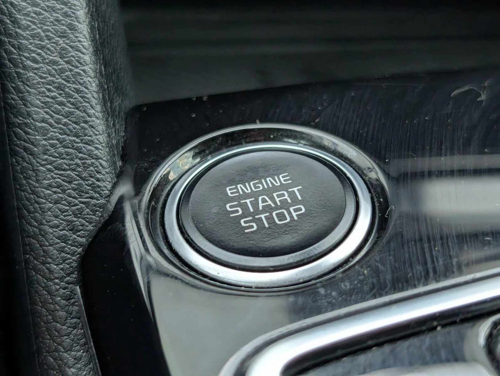 Used 2023 Glacial White Pearl Kia EX image 26