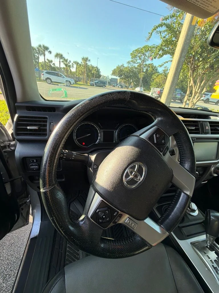 Used 2016  Toyota SR5 Premium image 15