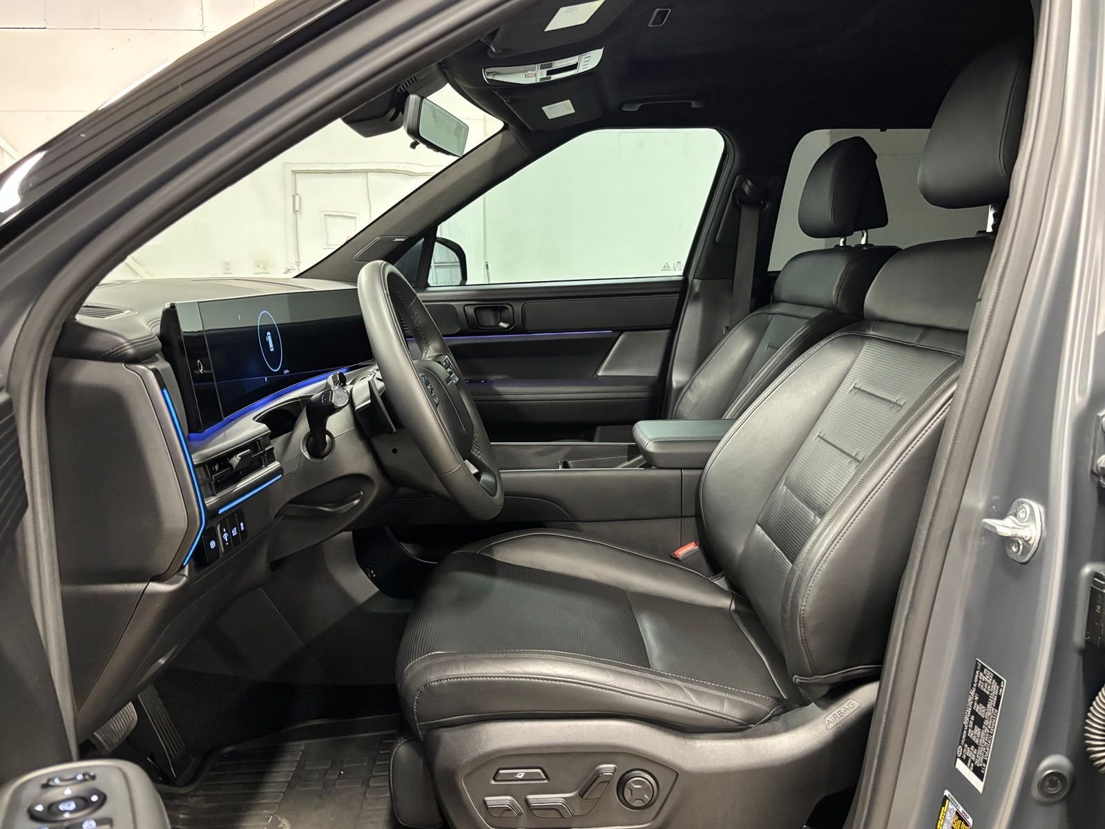 Used 2024 Gray Hyundai Calligraphy image 17