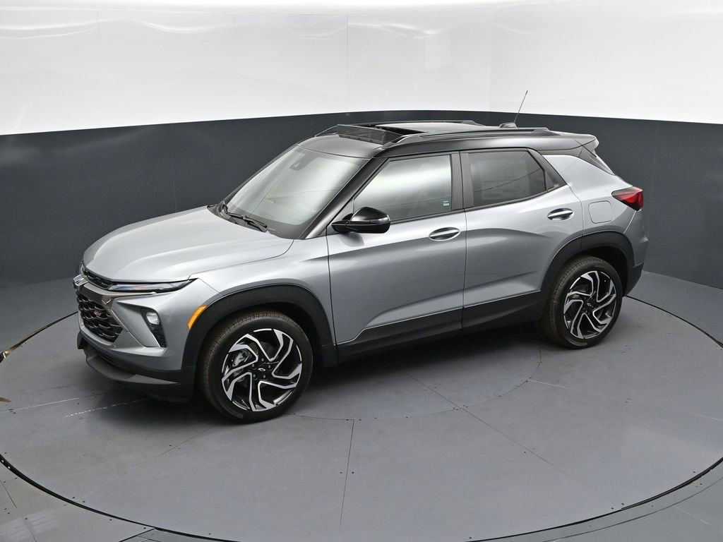 New 2026 Sterling Gray Metallic Chevrolet RS image 31