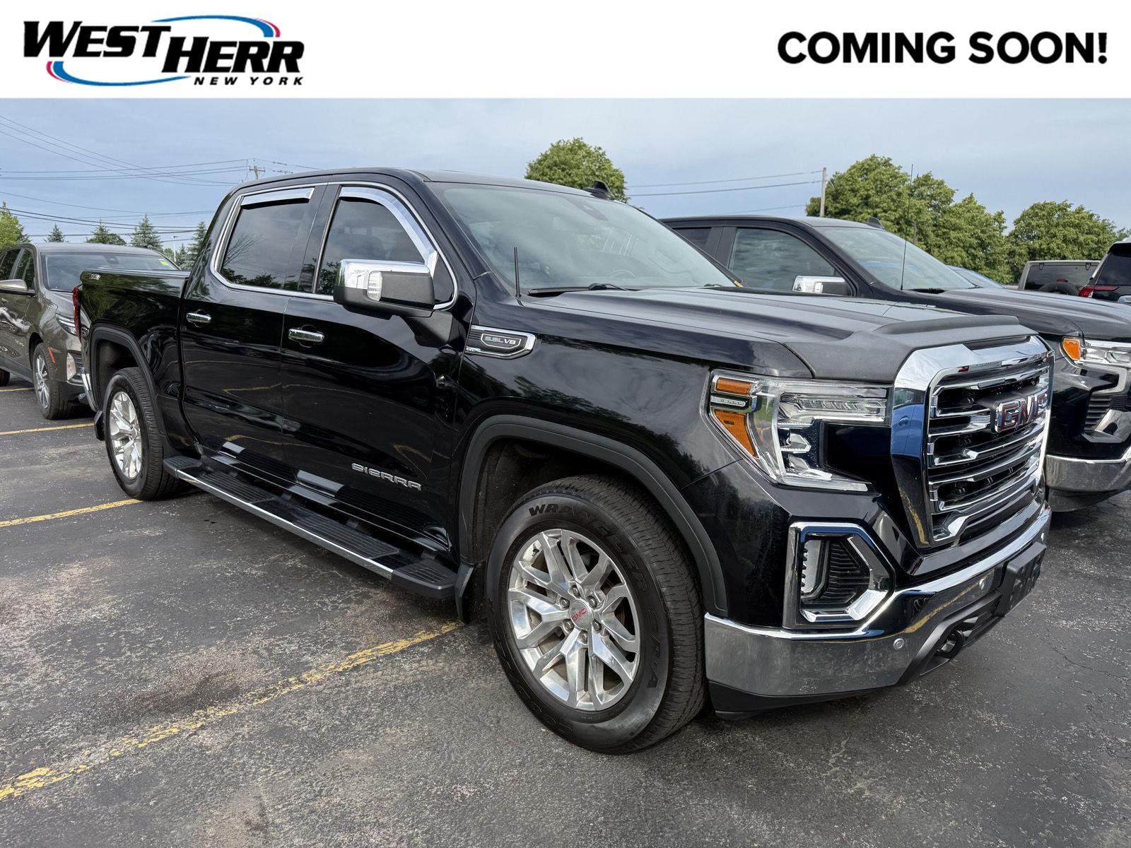 Used 2021 Onyx Black GMC SLT image 1