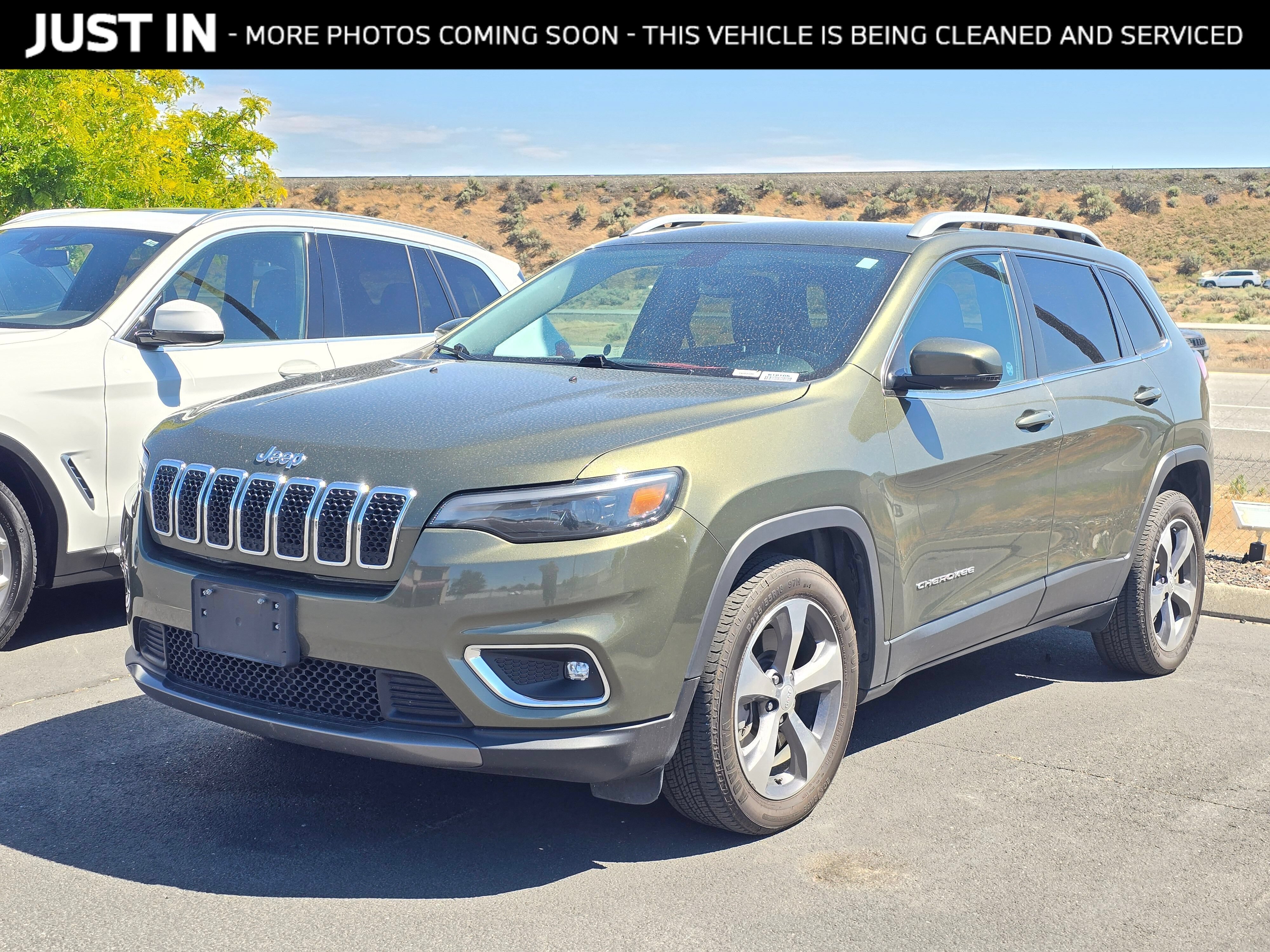 2019 Jeep Cherokee Limited's photo