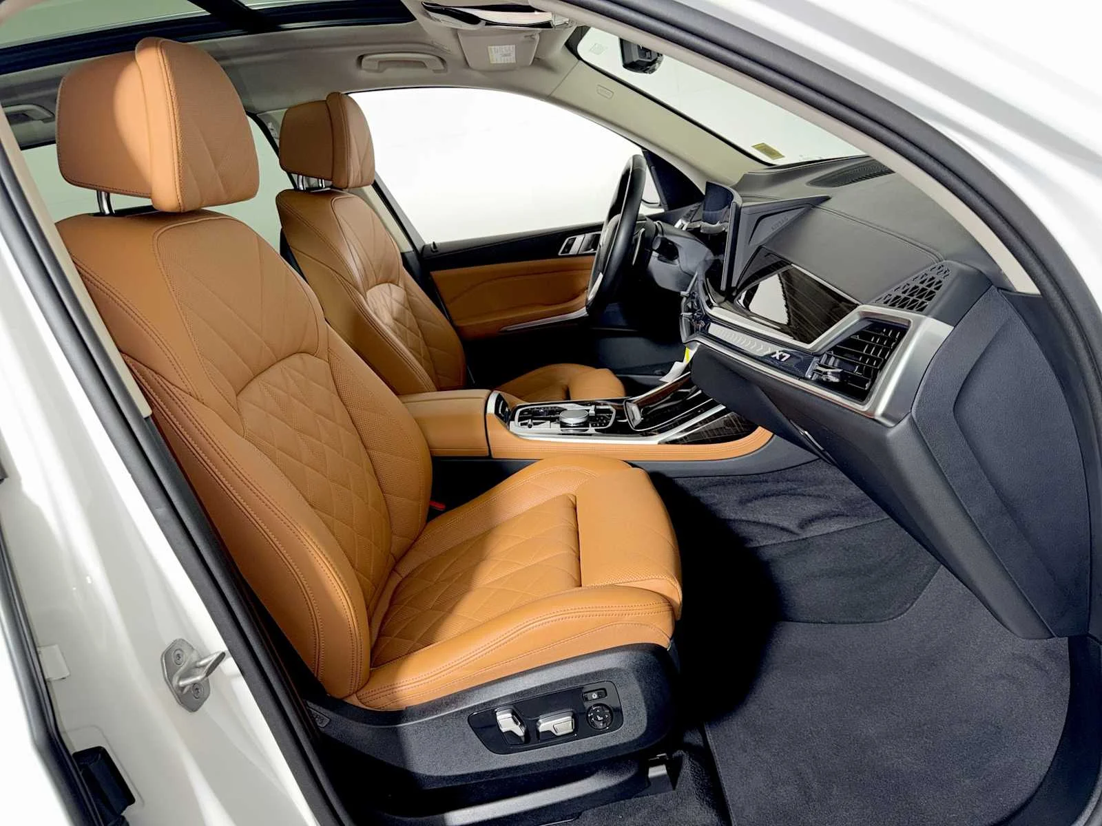 2024 BMW X7 40i - Photo 25