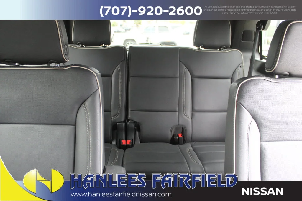 Used 2024 Black GMC SLT image 18