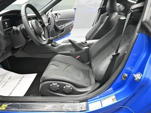 2025 Nissan Z Performance - Photo 10