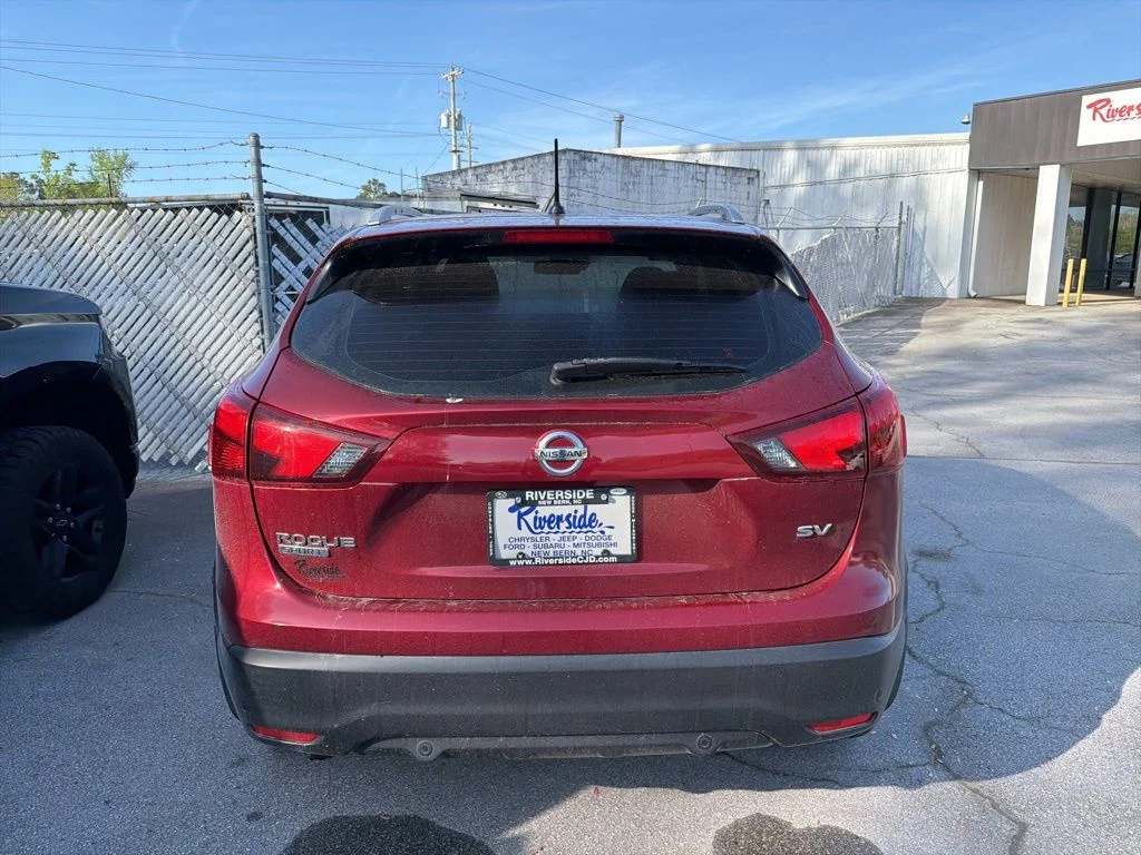 Used 2019 Red Nissan SV image 4