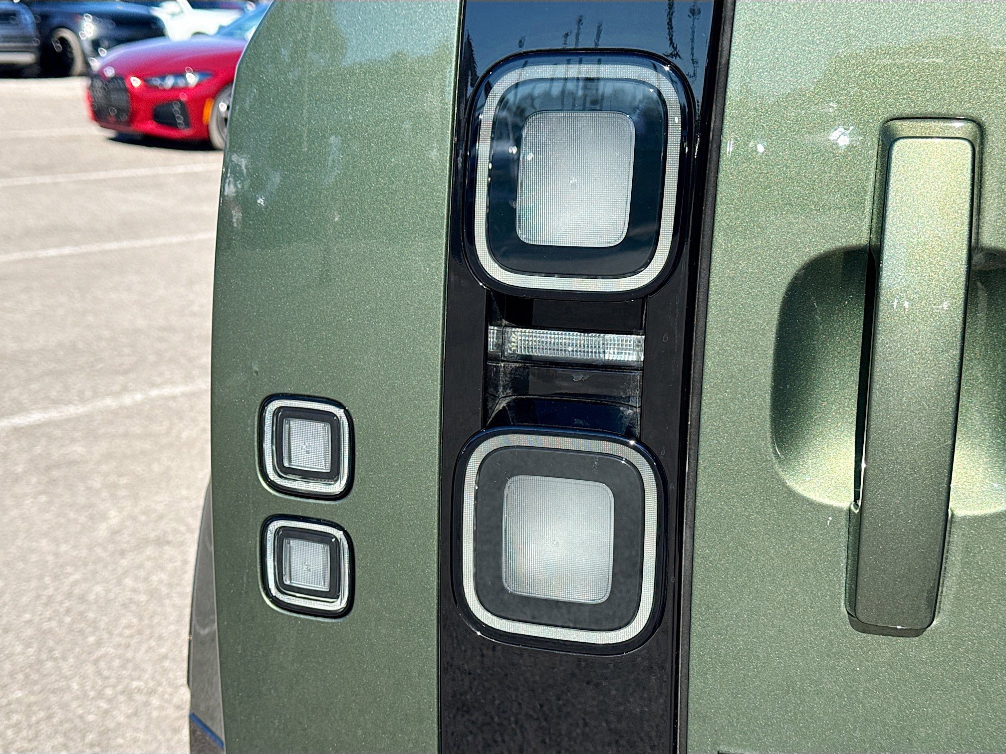 2026 Land Rover Defender X - Photo 10