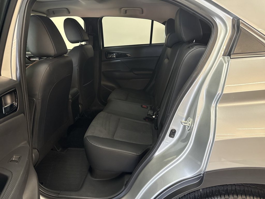 Used 2026 Silver Metallic Mitsubishi SE image 14