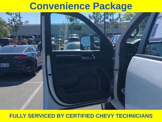 Used 2025 White Chevrolet LT image 21