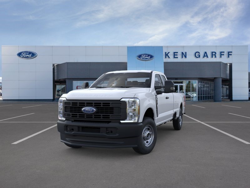 New 2026 Oxford White Ford XL image 2