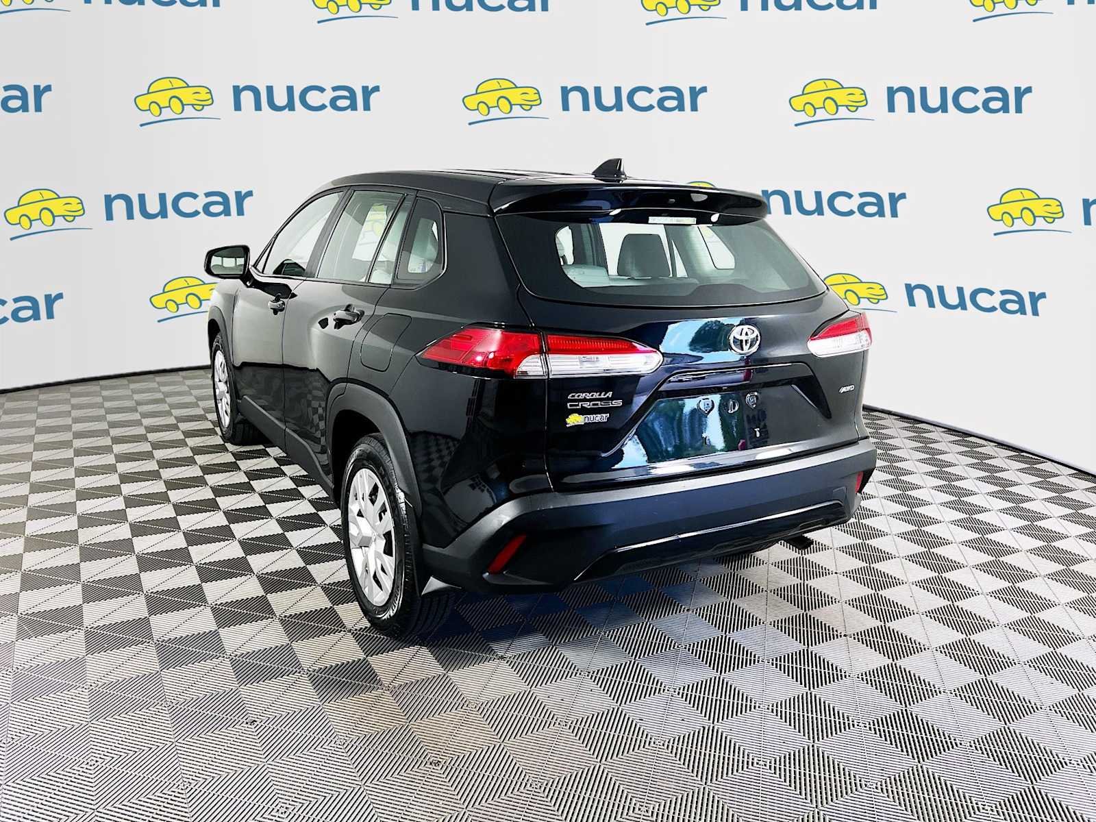 Used 2023 Jet Black Toyota L image 5