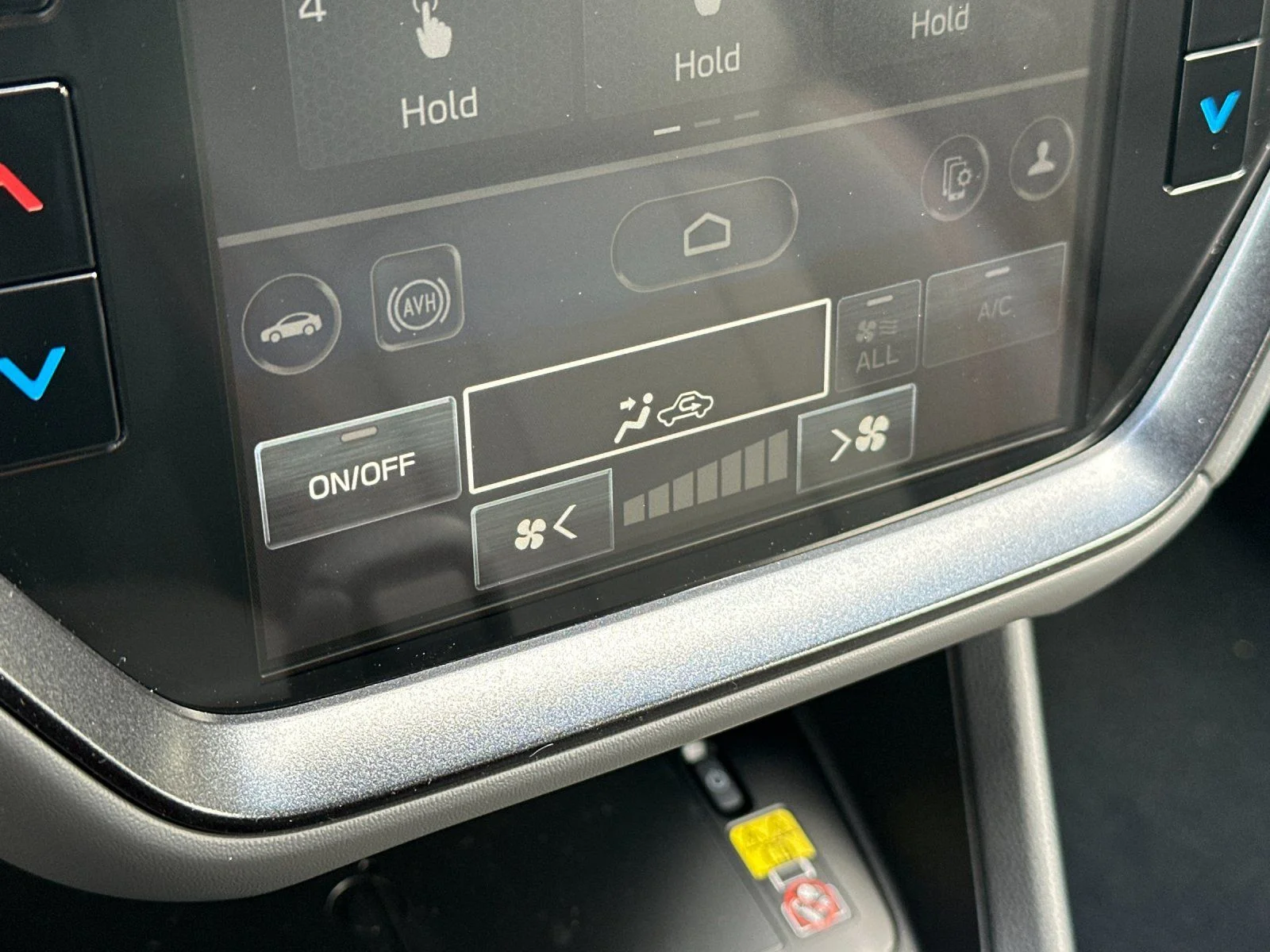 New 2026 CRYSTAL WHITE PEARL Subaru Limited Hybrid image 26