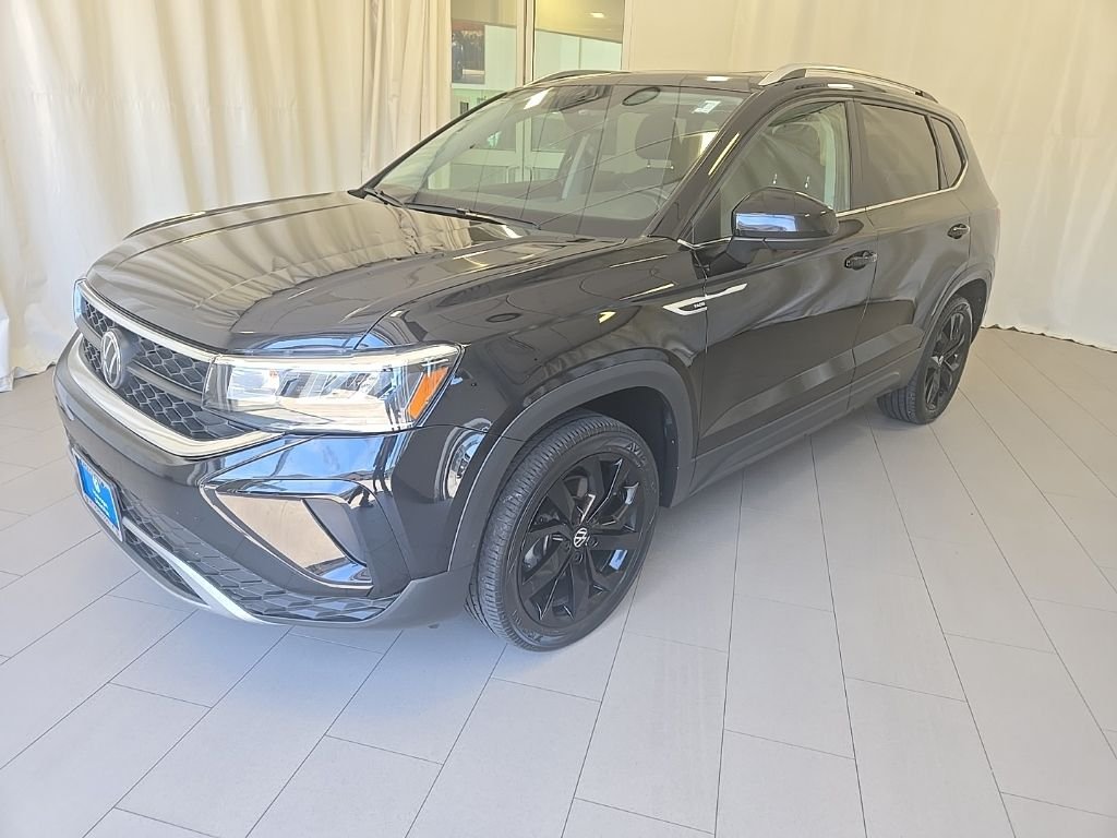 2023 Volkswagen Taos 1.5T SE's photo