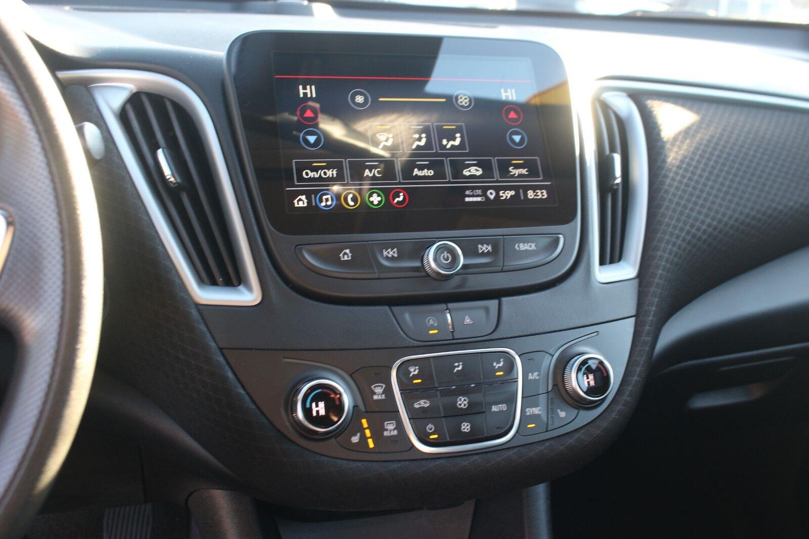 Used 2024 Summit White Chevrolet 1LT image 21