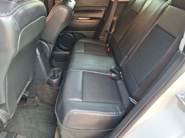 Used 2014 White Jeep Latitude image 19