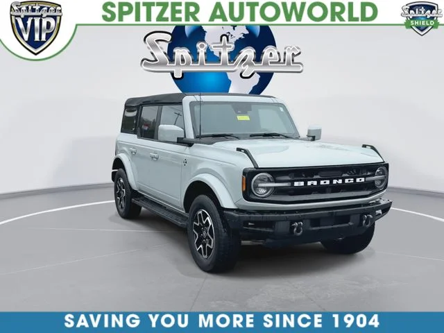 Used 2024 Green Ford Outer Banks image 3