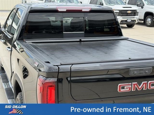 Used 2022 Onyx Black GMC SLT image 5