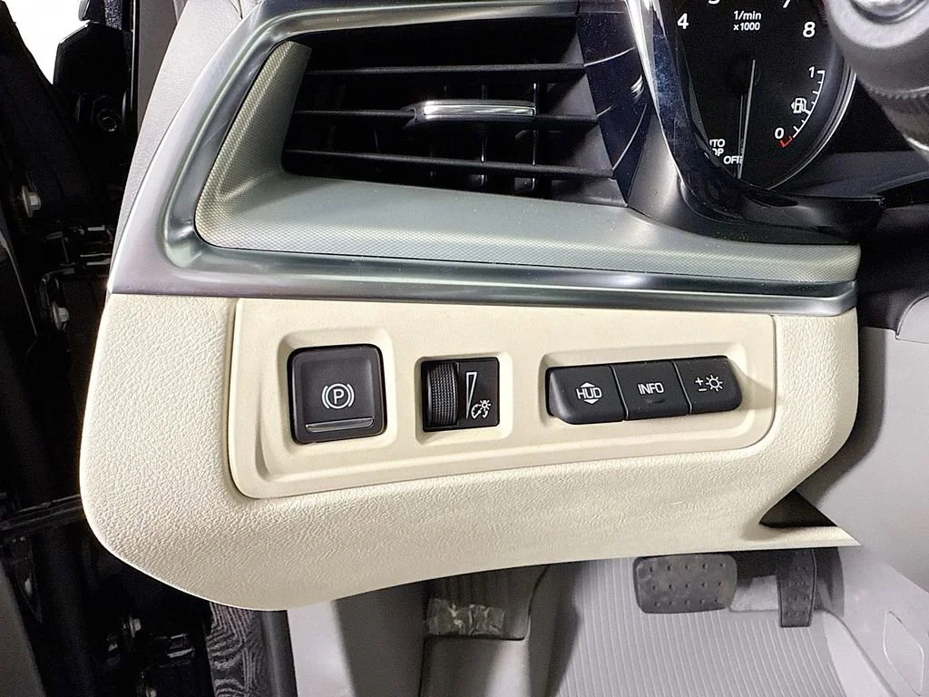 2025 Cadillac XT5 Premium Luxury - Photo 10