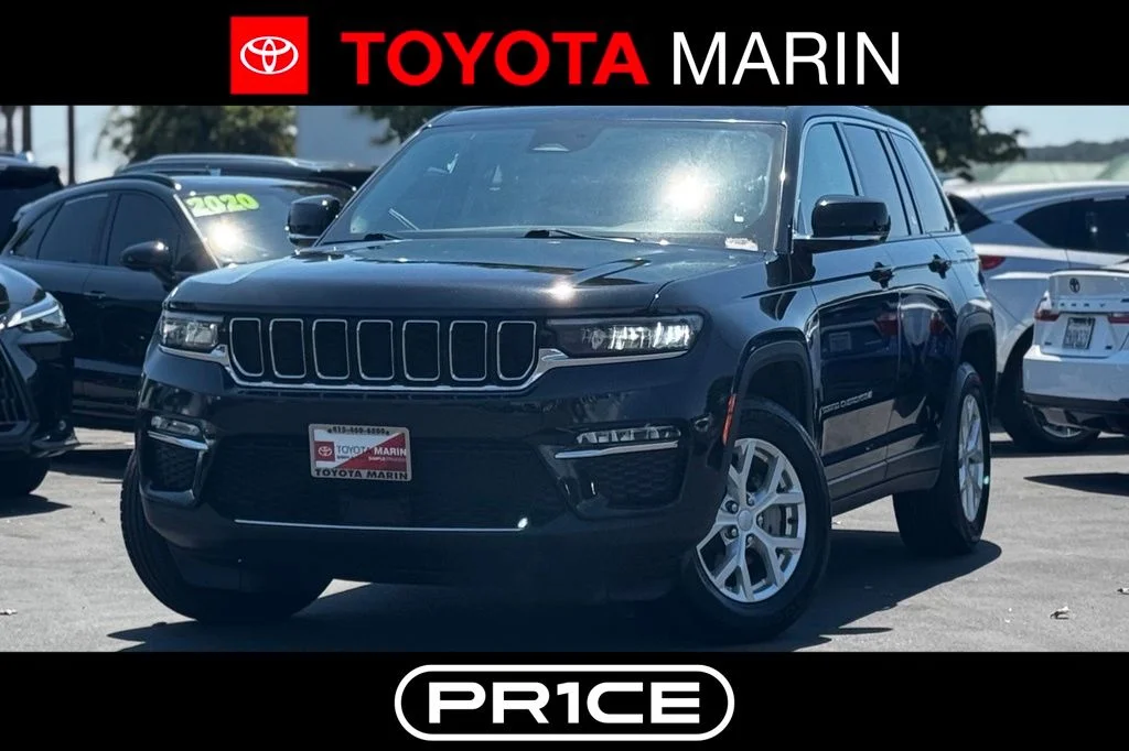 Used 2023 Black Jeep Limited image 1