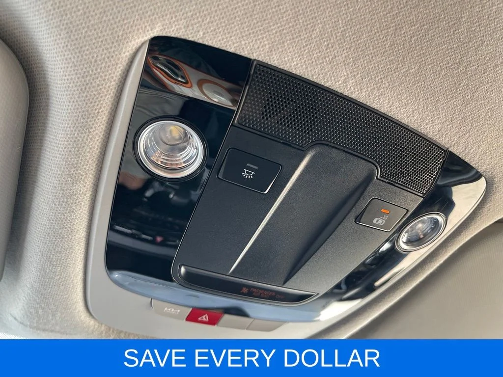 Used 2025 Black Kia S image 20