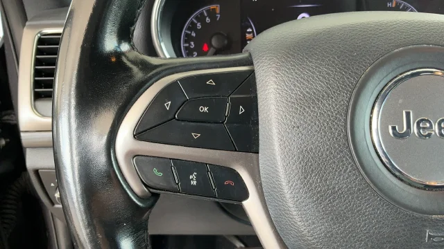 Used 2021 Gray Jeep Laredo E image 11