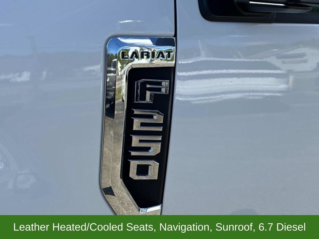 Used 2022 White Ford Lariat image 14