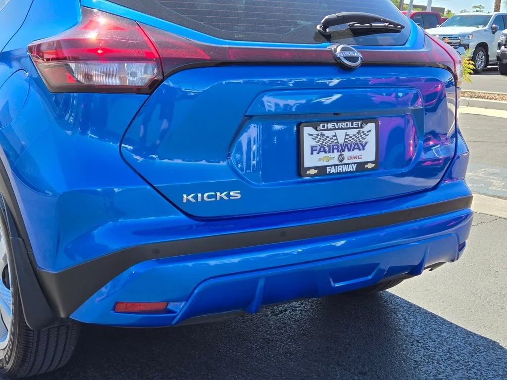 Used 2024 Electric Blue Met Nissan S image 5