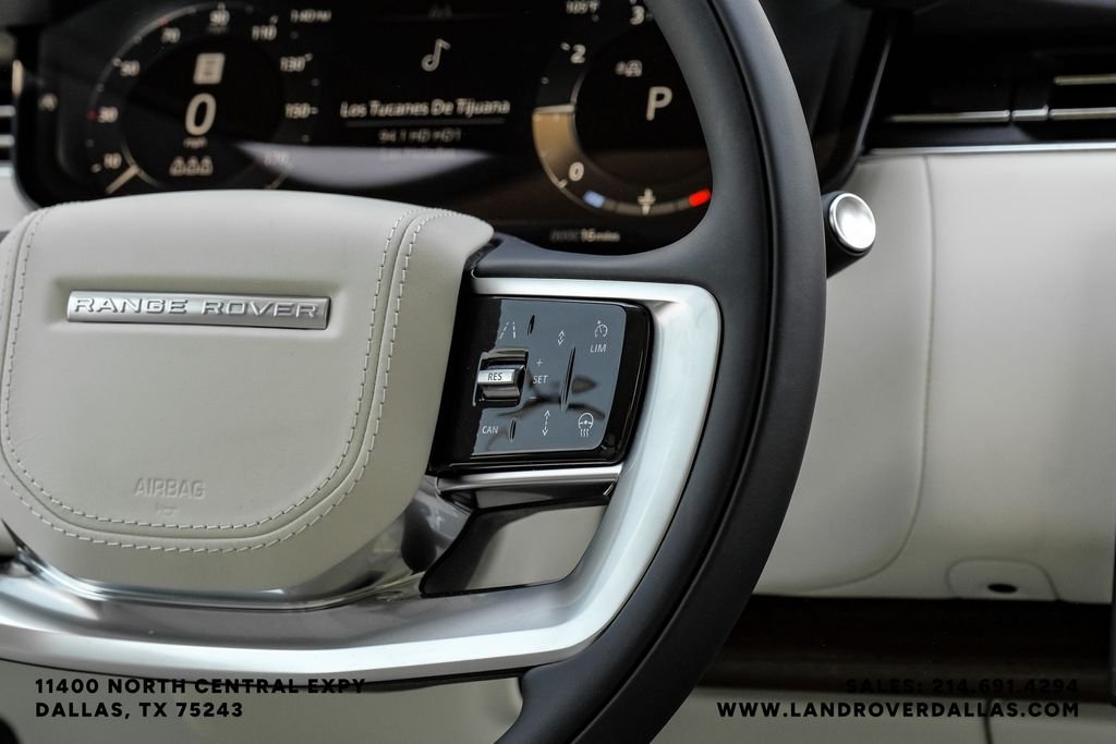 New 2027 Fuji White Land Rover SE image 15