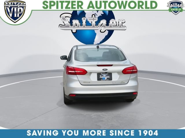 Used 2016  Ford SE image 8