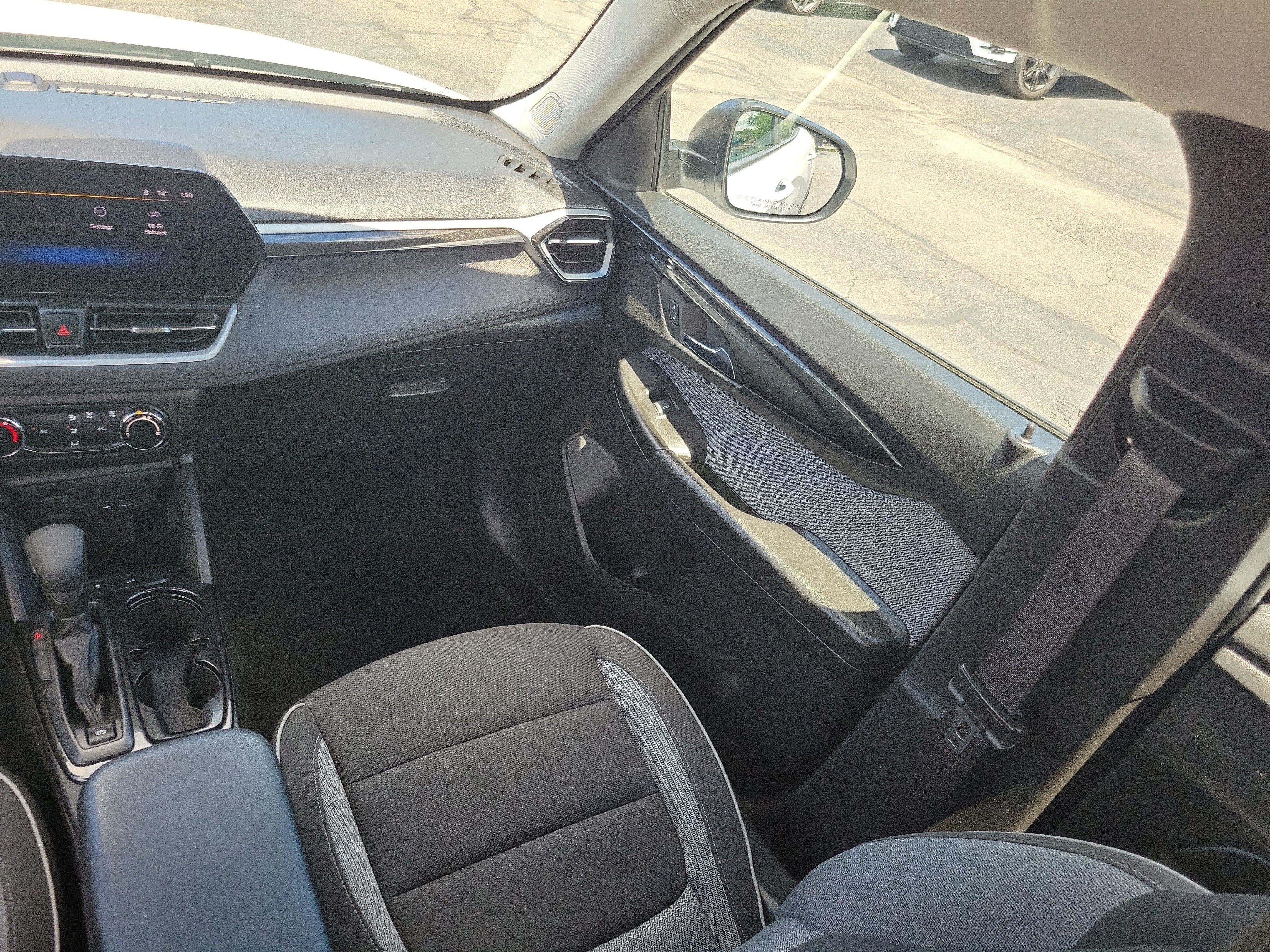 Used 2024 Summit White Chevrolet LS image 13