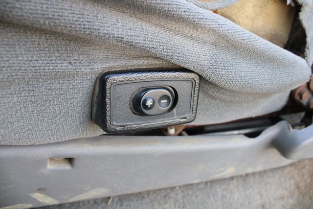 Used 1996 White Ford XL image 5