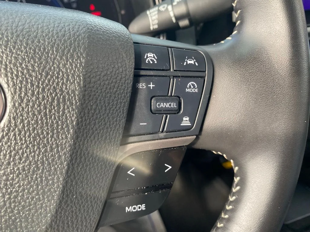 Used 2025 White Toyota SE image 27